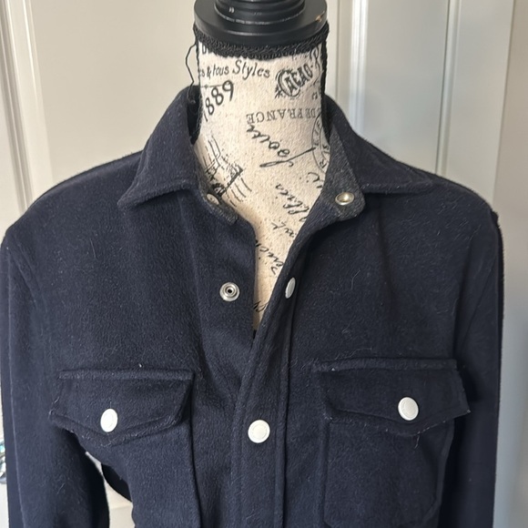 Armani’s exchange wool blend button up down top - Picture 4 of 11